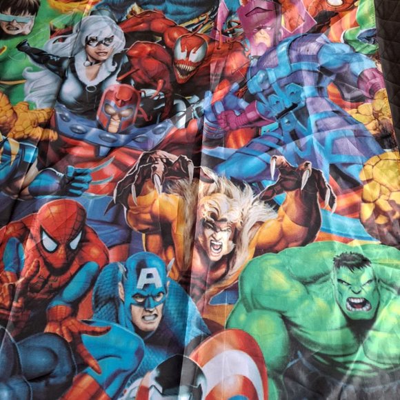 Marvel Heroes Tapestry - Picture 4 of 6